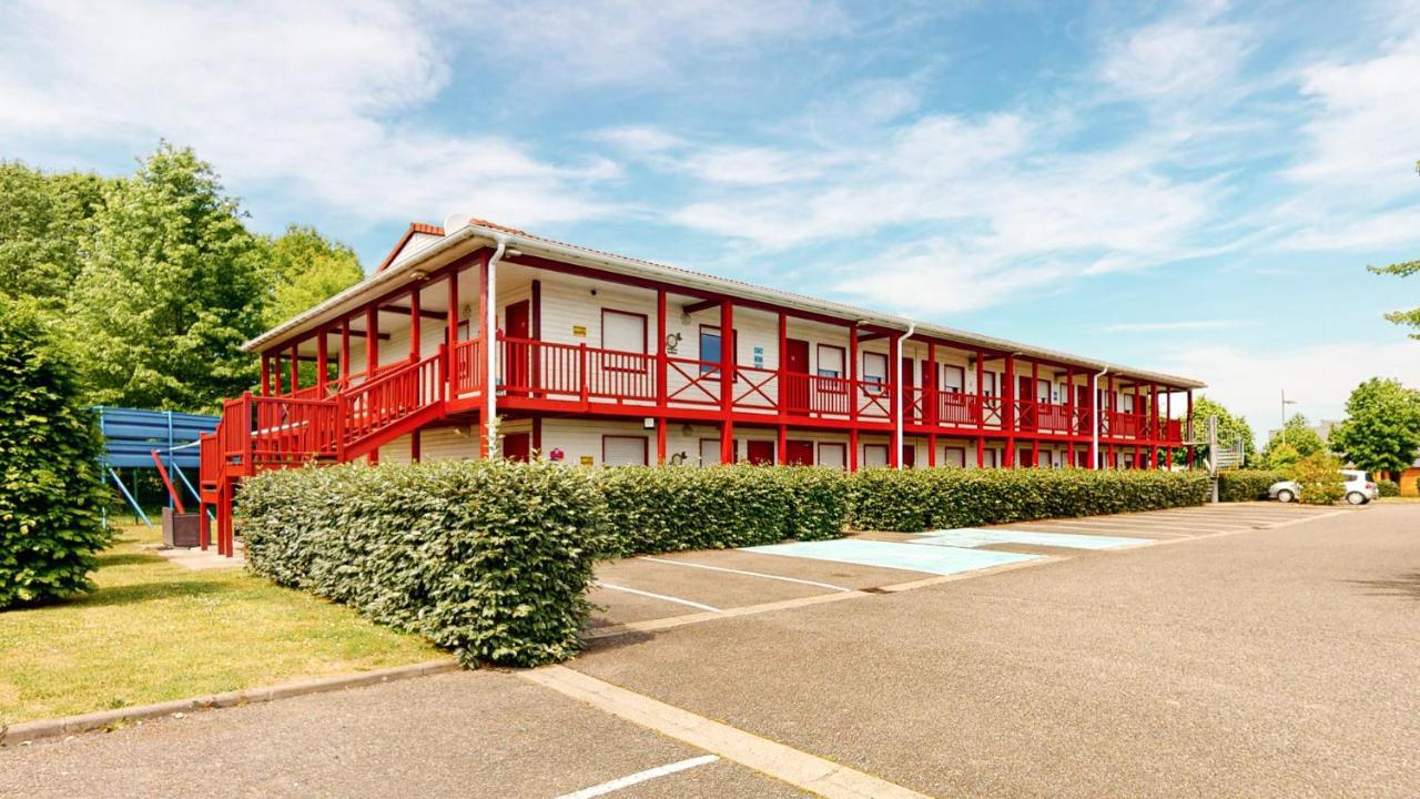 Everhotel De Tarbes-Ibos Exterior photo