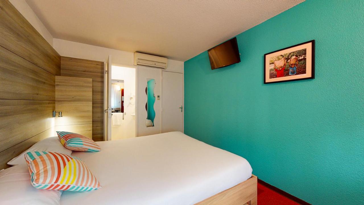 Everhotel De Tarbes-Ibos Exterior photo