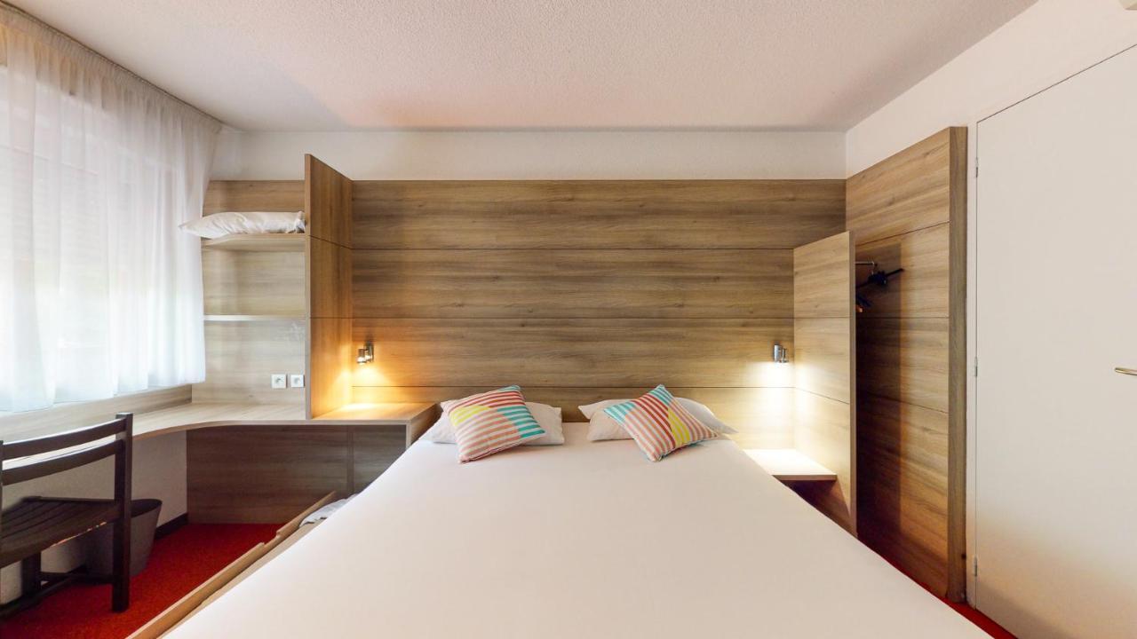 Everhotel De Tarbes-Ibos Exterior photo